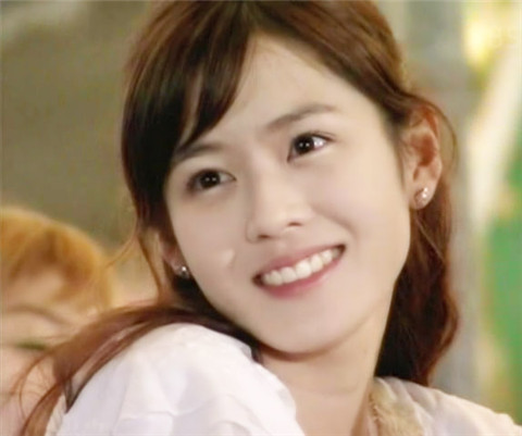 女生吊着你玩的特征:渣女的4个共同点3